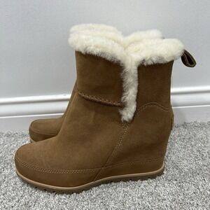 UGG 8.5 US Malvella Chestnut Brown Suede Sheepskin Waterproof Wedge Ankle Boots